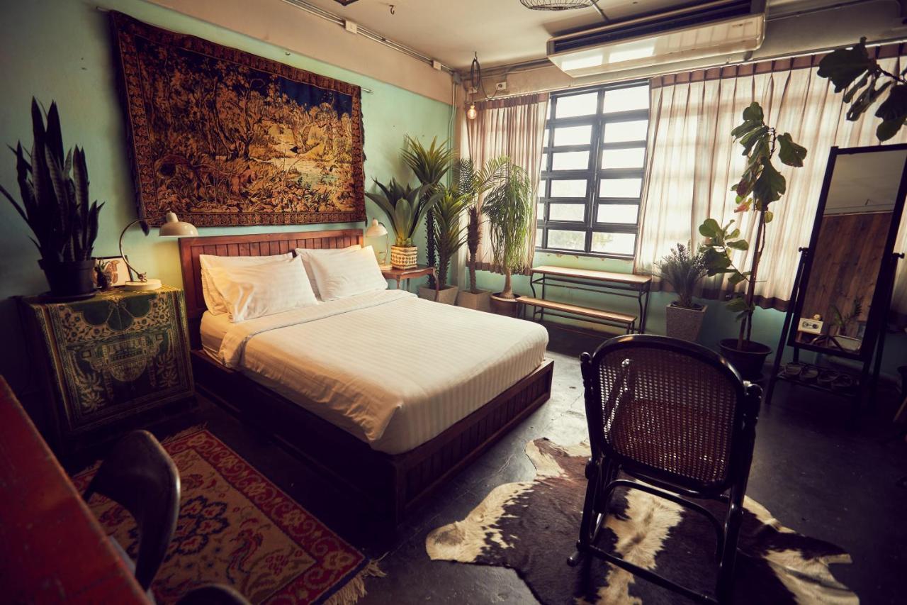The Mustang Nero Hotel Bangkok Esterno foto