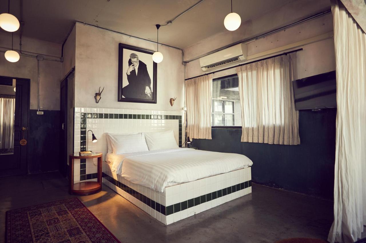 The Mustang Nero Hotel Bangkok Esterno foto